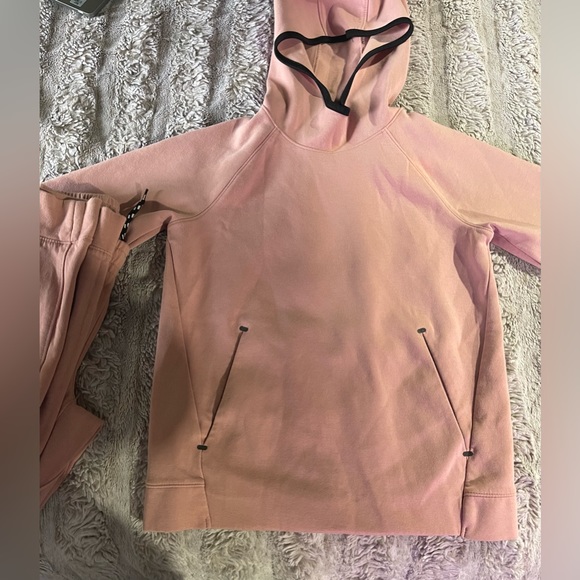 * SOLD * Old Navy Active Dynamic Fleece 2pc suit - size M-8 - Picture 3 of 4